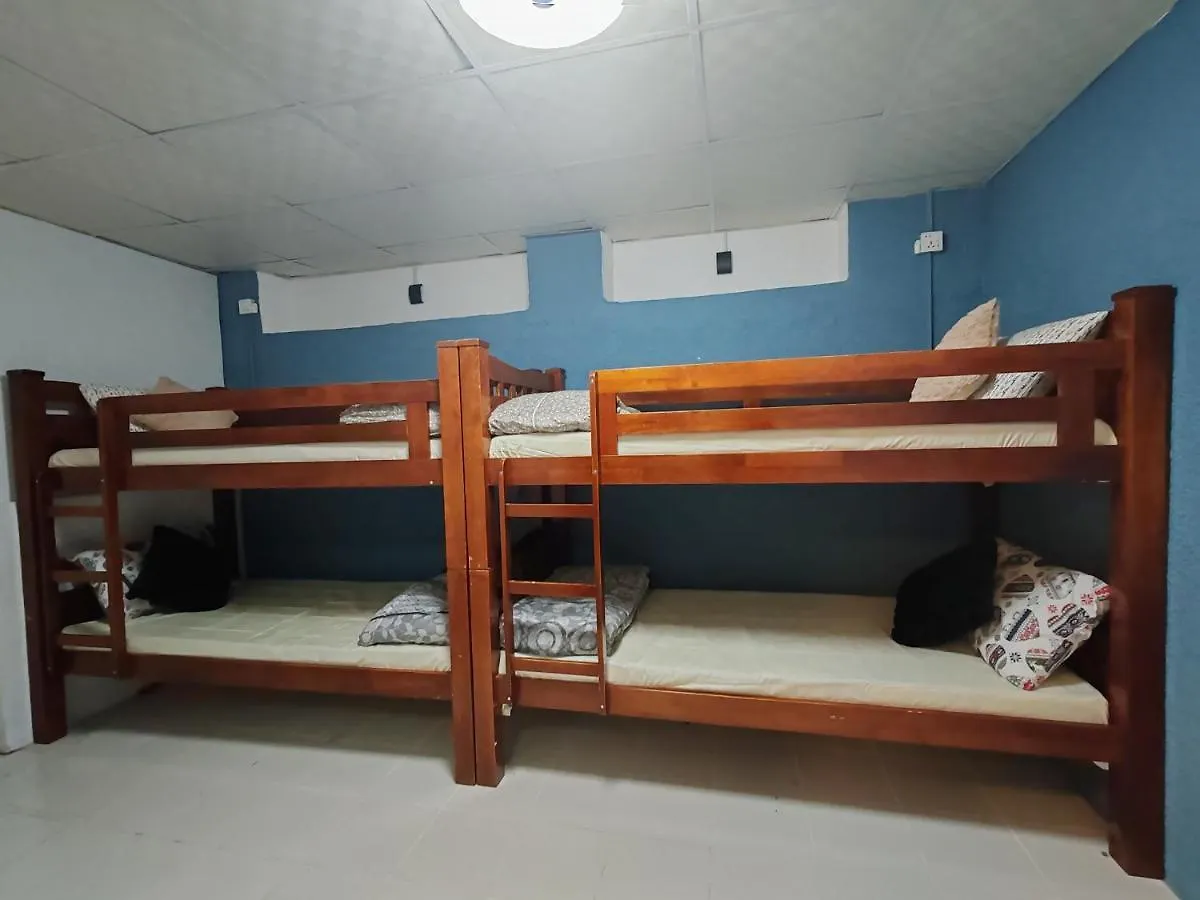 Qamar Home Rental Deira Dubai 0*,