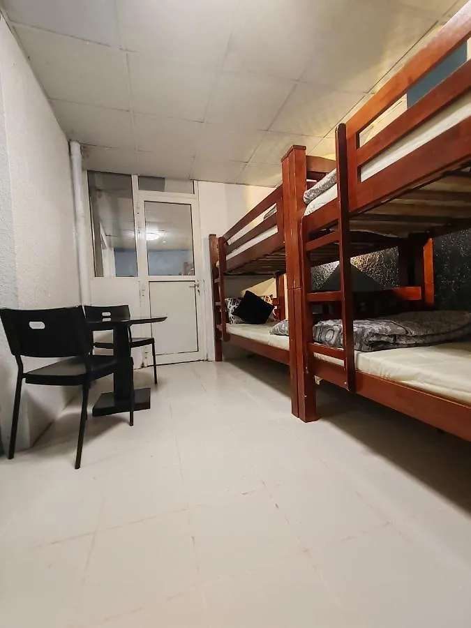 Hostel Qamar Home Rental Deira Dubai